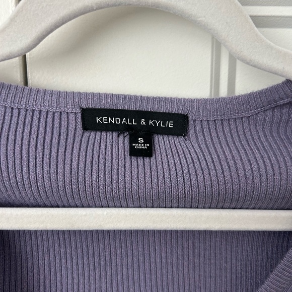 Pacsun cropped purple button sweater, size s - Picture 3 of 3